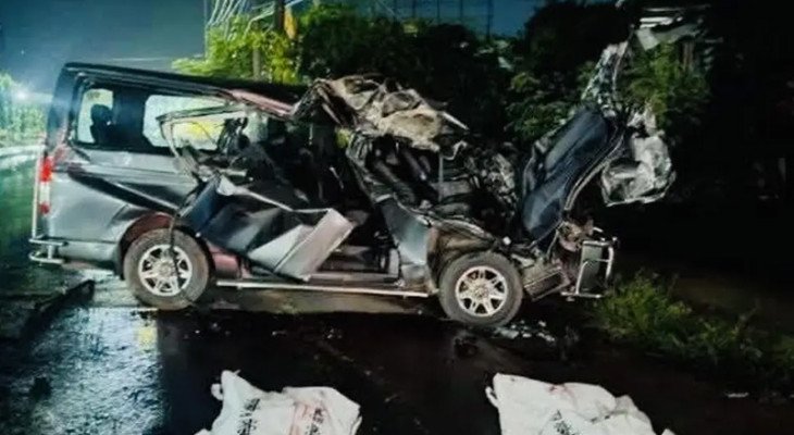 বিয়ের অনুষ্ঠান শেষে বাড়ি ফেরা হলো না, চট্টগ্রামে সড়ক দুর্ঘটনায় নিহত ৪